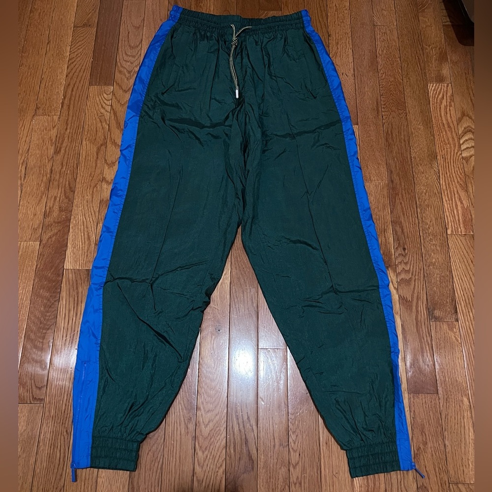 LACOSTE nylon track pant with contrast stripe
